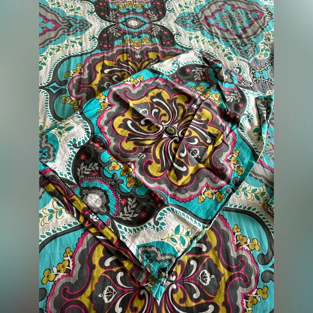 Max Studio Paisley/Boho style duvet & shams